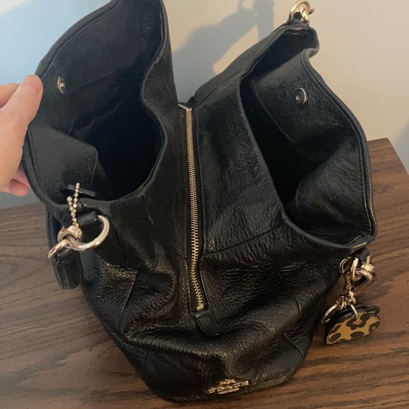 Coach purse - Picture 4 of 10